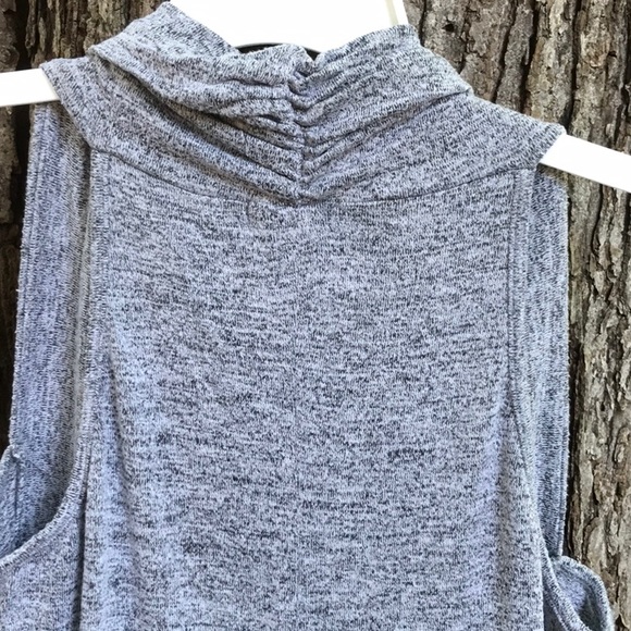 Wet Seal Loose Hanging Heather Gray Sweater Vest Rayon Blend No Buttons XL - Picture 8 of 12